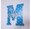 Iniciálka na stenu modrá s menom