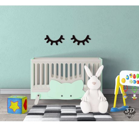 Spiace oči nad posieľku