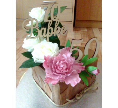 Drevená dekorácia babke + číslo