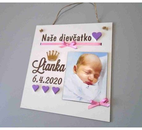 Tabuľka k narodeniu bábätka s údajmi a foto bábätka
