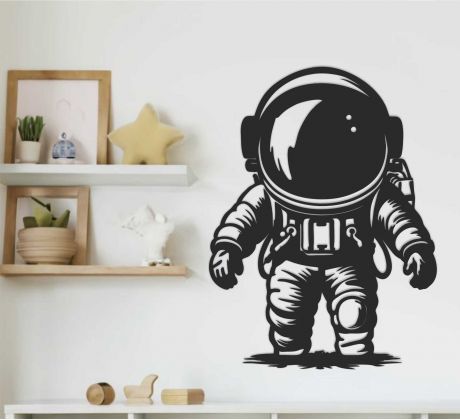 Astronaut postava na stenu
