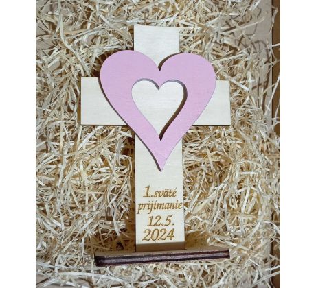 Darček na prvé sväté prijímanie - krížik a ružové srdce
