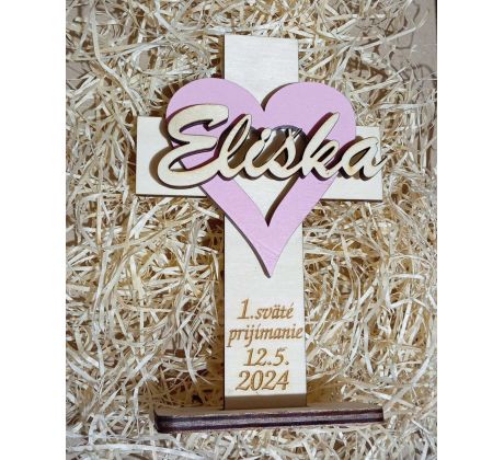 Darček krížik k prvému svätému prijímaniu - ružové srdce s menom
